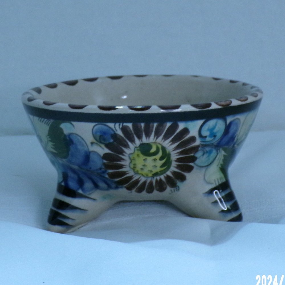 CAT Mexico Pottery Salsa Guacamole Footed Bowl 3669